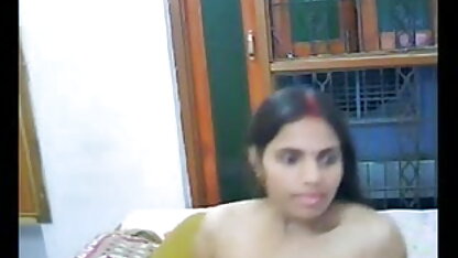 माँ और इंग्लिश सेक्सी मूवी वीडियो बेकार है एक अजनबी के पास उसे सो रही प्रेमिका सिनेमा में