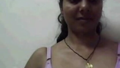 ज्वेल्स वेंचुरा एक गधे कमबख्त जबकि उसे इंग्लिश पिक्चर ब्लू सेक्सी गधे में विशाल खिलौने