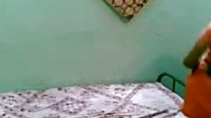 अकेला दादी उसे बीवर हॉट सेक्सी इंग्लिश फिल्म देता है