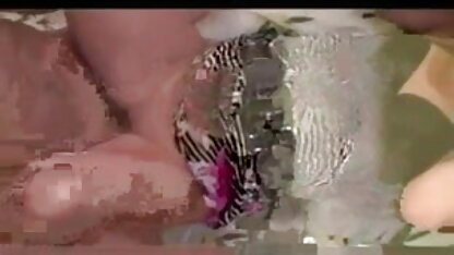 Kazanka इंग्लिश की सेक्सी फिल्म वीडियो खुशी प्रेमी blowjob