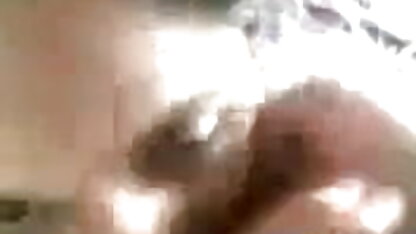 मिया इंग्लिश फिल्म सेक्सी में Malkova masturbates अच्छा तंग मटर