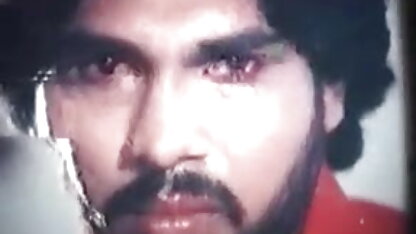 लेस्बियन मालकिन गड़बड़ नौकरानी ब्लू सेक्सी इंग्लिश वीडियो ले रही है जबकि
