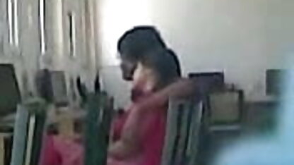 मैडी ओ रेली प्रस्तुत पूल द्वारा, बड़ा गधा कमबख्त और जन्मजात स्तन इंग्लिश बीपी ब्लू सेक्सी