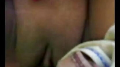 प्यार मॉरिस करता है इंग्लिश मूवी सेक्सी एक कामुक स्ट्रिपटीज़ रसोई घर में