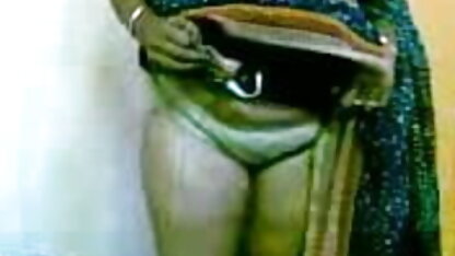 लीना बुध उसके घुटनों पर इंग्लिश फिल्म वीडियो सेक्सी जॉन मूल्य के लिए एक झटका नौकरी देता है