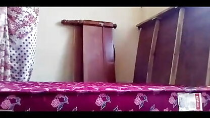 लेडी इंग्लिश बीपी पिक्चर सेक्सी सोनिया चमड़े के दस्ताने में ट्विटर प्रशंसक छूत