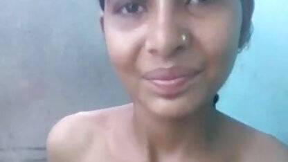 खूबसूरत, फिटनेस ट्रेनर जिम लॉकर कमरे इंग्लिश सेक्सी पिक्चर में
