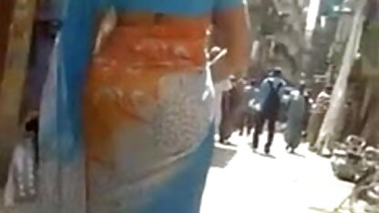 माँ बेटी सिखाता इंग्लिश ब्लू सेक्सी मूवी है पर कूद करने के लिए एक बड़ा मुर्गा